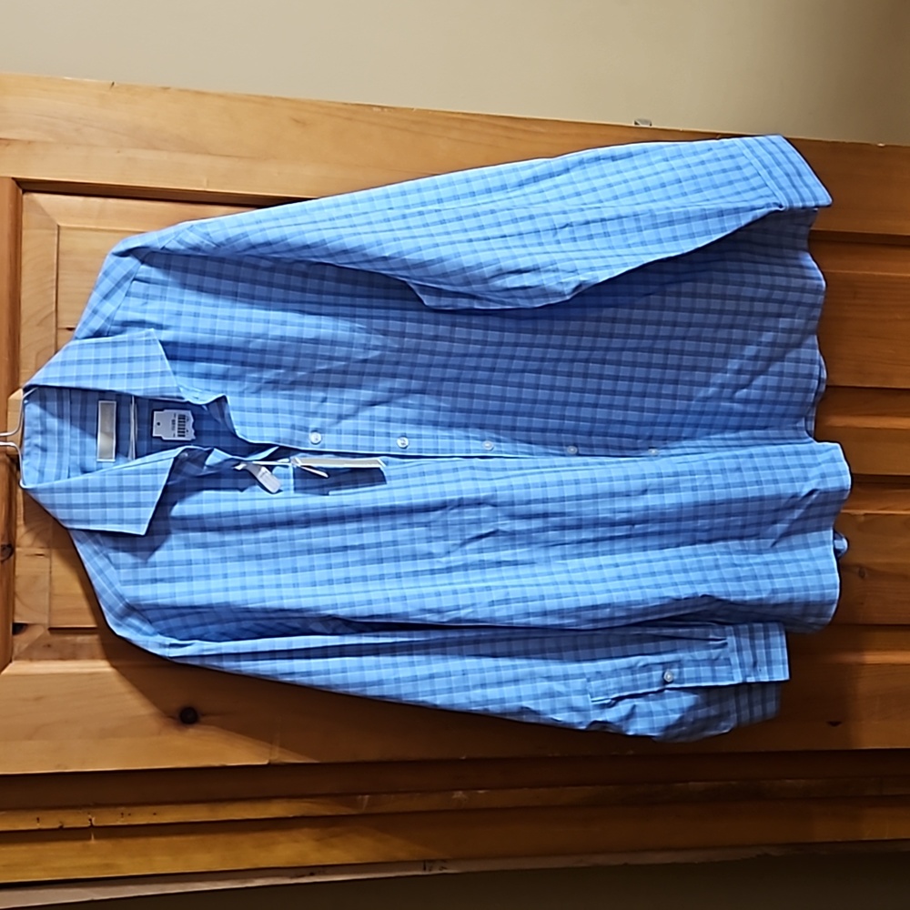 Excellent condition Michael Kors shirt blue size 17.5